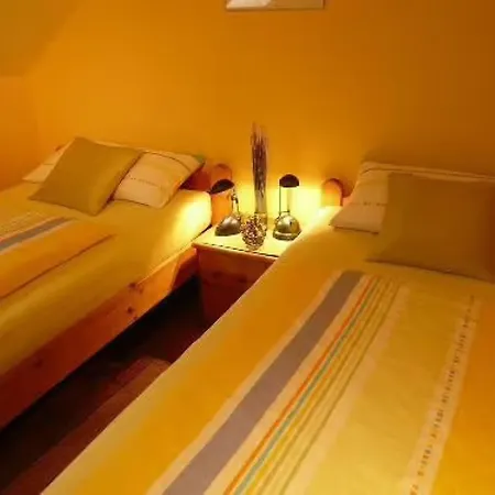 Irmgard Apartamento Ichenhausen